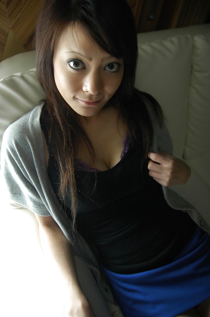 Asian brunette Kazumi