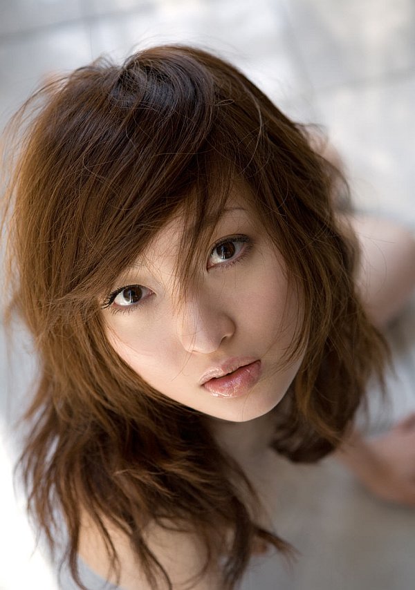 Japanese teen Maiko Kazano