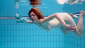 Hottest Underwater Submerged Anetta