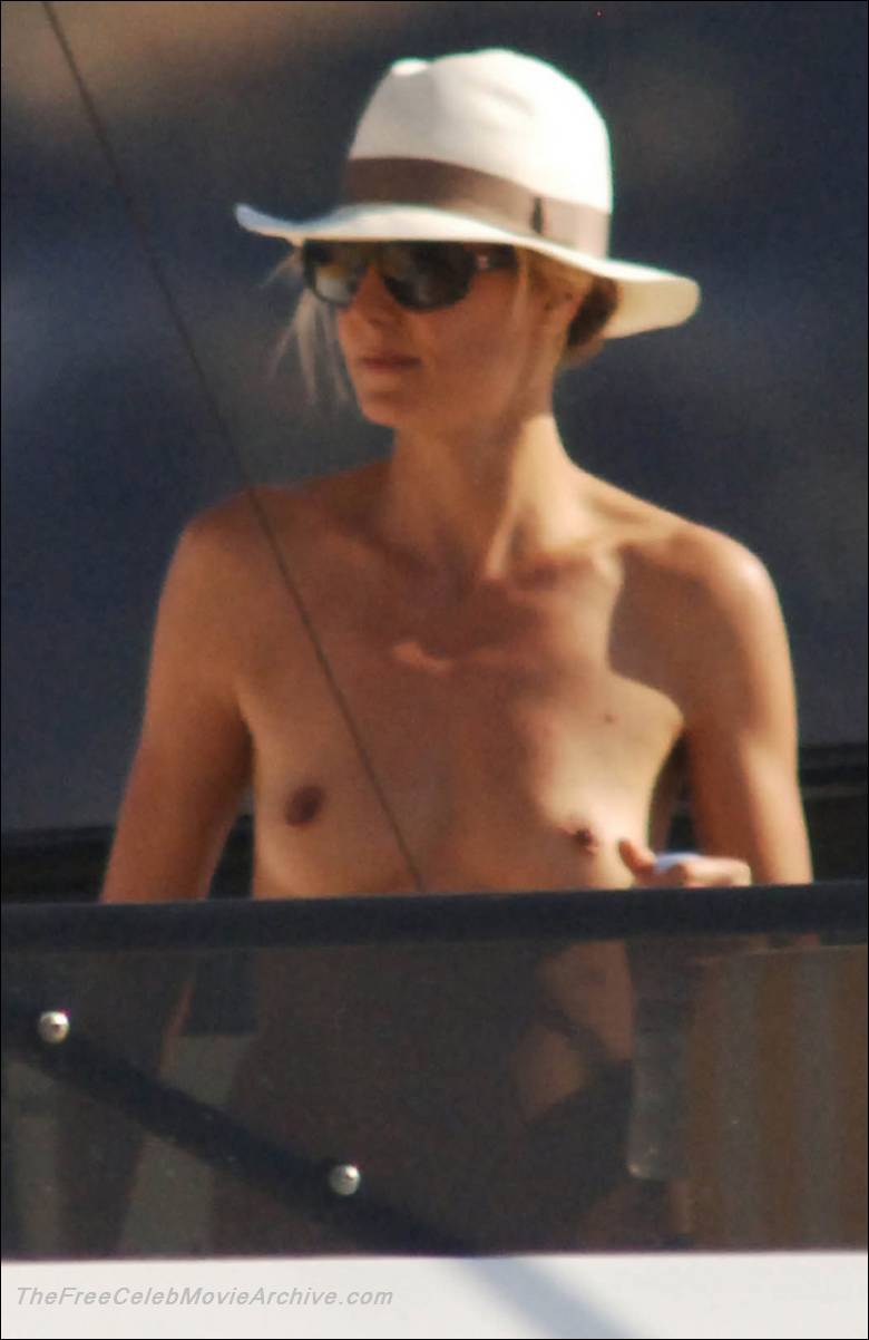 Celebrity Heidi Klum Caught By Paparazzi Topless On A Yacht