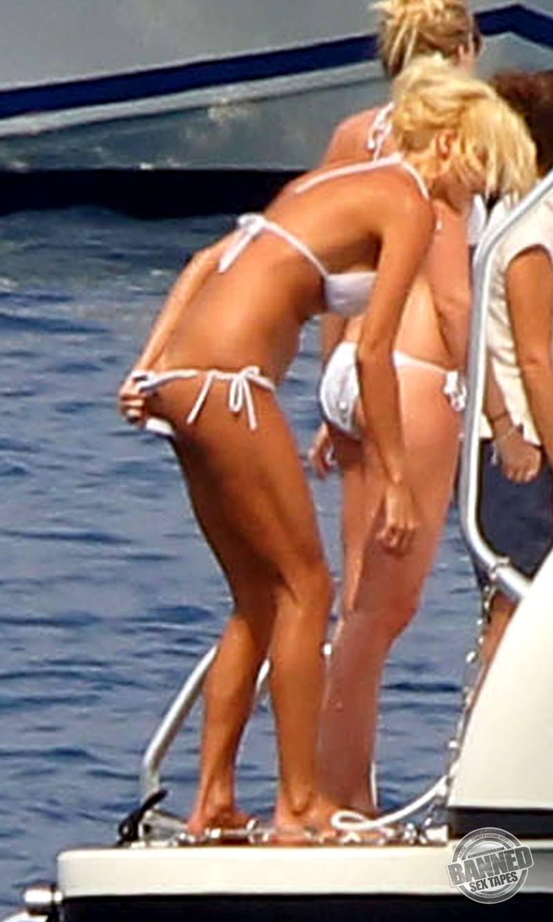 Celebrity Model Victoria Silvstedt Caught In Thong Bikini On...
