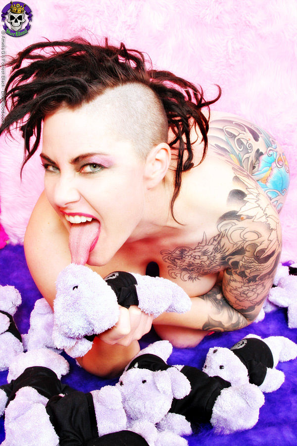 Tattooed Goth Chick Gets Nude With Stuffed Animals